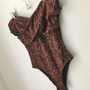 NWOT! LEITH
Off Shoulder Floral Bodysuit
